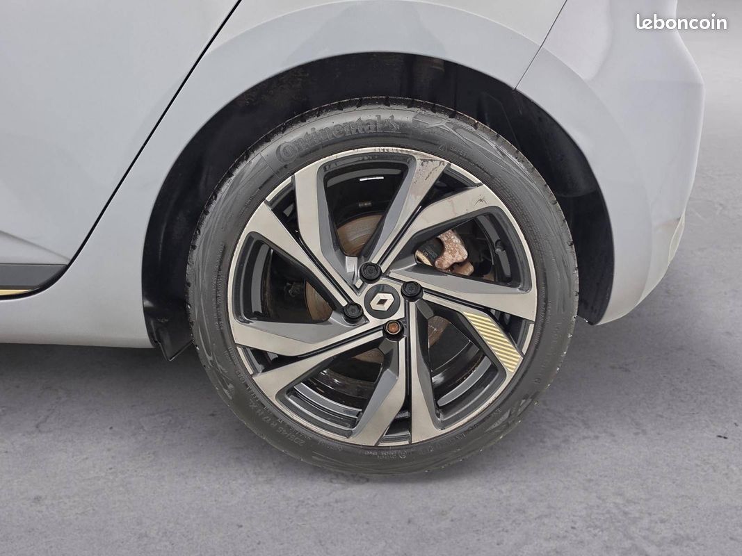 RENAULT Clio E-Tech full hybrid 145 Engineered (image 25)