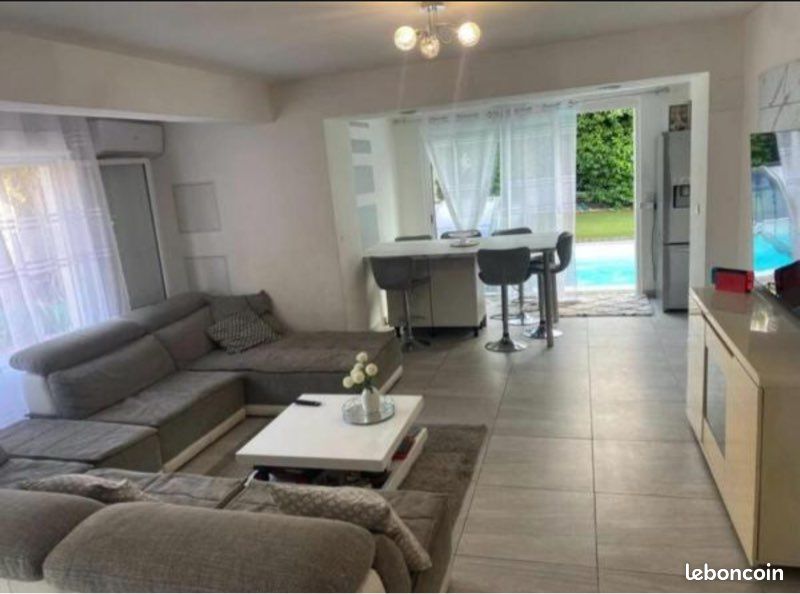 Maison 4 pièces 88 m² · à Cagnes-sur-Mer · 88 m² · 2 500 €/mois