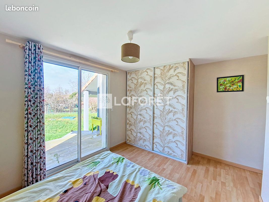 Maison 5 pièces 175 m² - Buros 64160 (image principale 8)