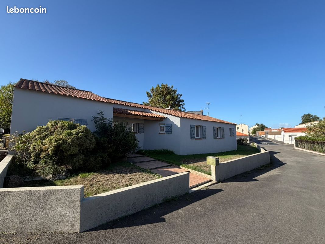 Coup de cœur assuré Charmant plain-pied de 130 m² aux Achards (image 1)