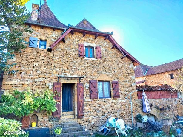 Maison en pierre pleine de charme – proche Figeac (Lot)