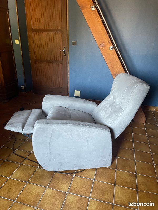 Fauteuil électrique inclinable (image 3)