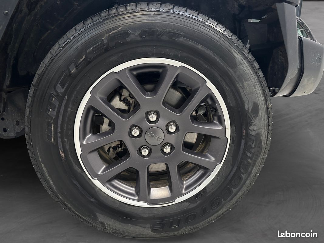 JEEP GLADIATOR 3.0 V6 MULTIJET 264ch OVERLAND Hard top Regulateur adaptatif Sieges chauffant Garantie Constructeur (image 16)