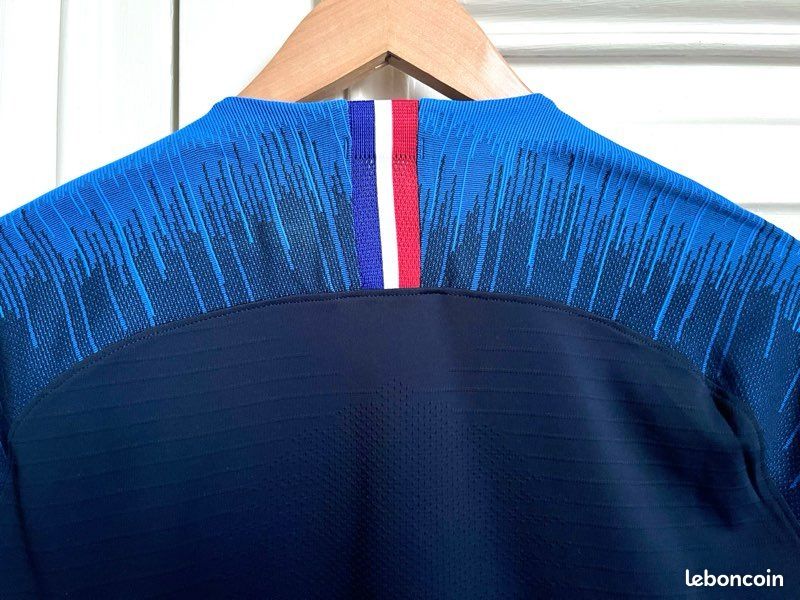 Maillot Nike France FFF 2018 Domicile Vapor Taille S - Neuf Sans Boîte