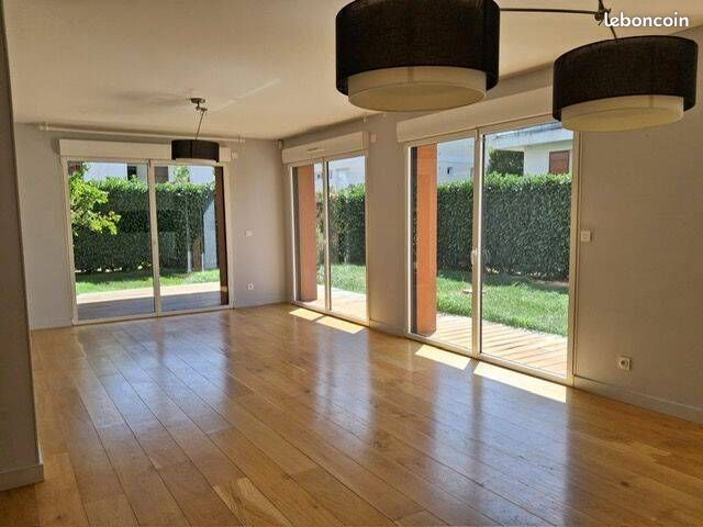 Appartement 4 pièces 86 m² · à Divonne-les-Bains · 86 m² · 2 640 €/mois