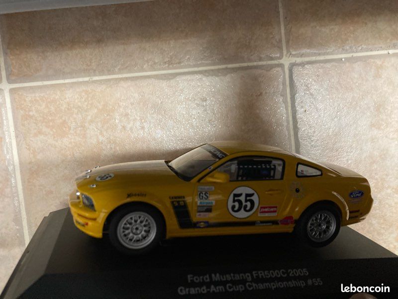 Ford mustang fr500c 2005 gt autoart 1/24 slot car racing (image 11)