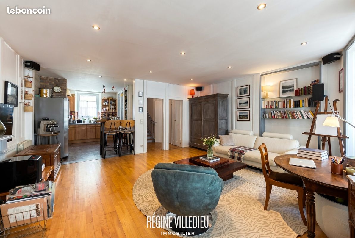 Appartement 7 pièces 127 m² · à Cherbourg-en-Cotentin · 127 m² · 245 000 €