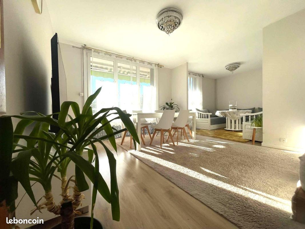 Appartement 5 pièces 90 m² · à Besançon · 90 m² · 190 000 €