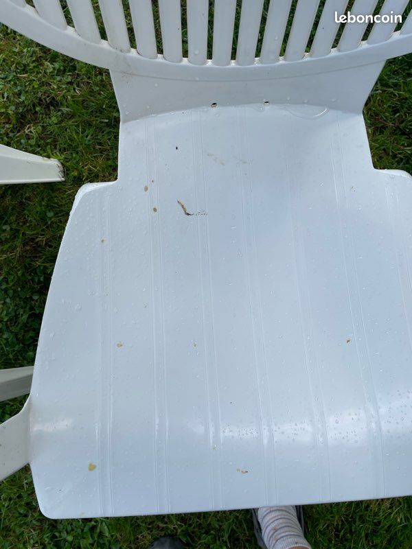 Lot de chaises en PVC (image 5)