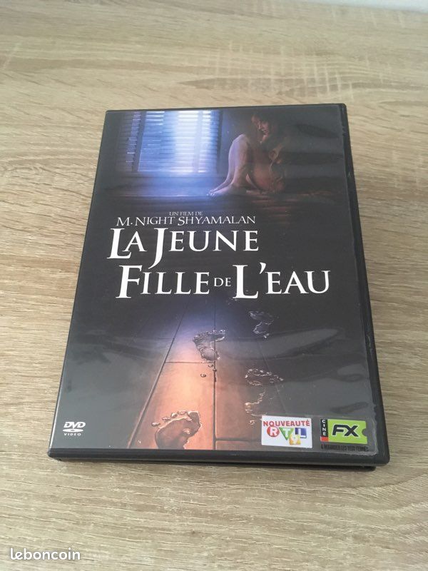La JEUNE FILLE de l’EAU en dvd (image 1)