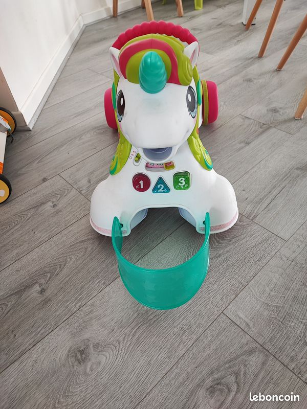 Vend licorne éveil (image 1)