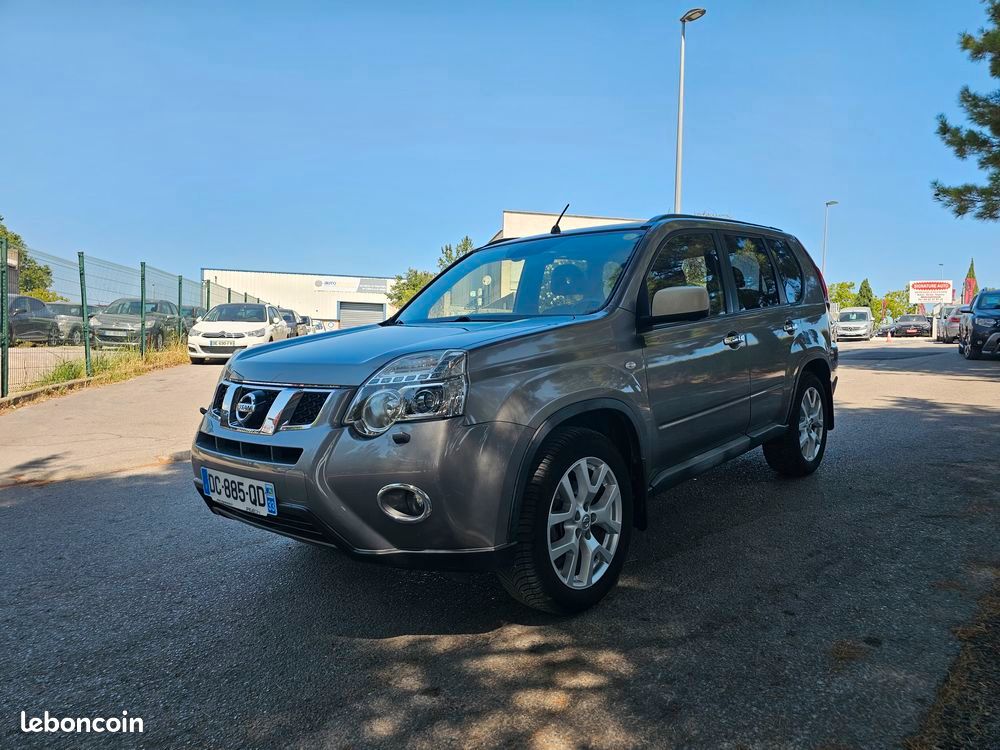 Nissan X-TRAIL 2.0 dCi 150 4X4 LE BVA 1ère Main (image 1)