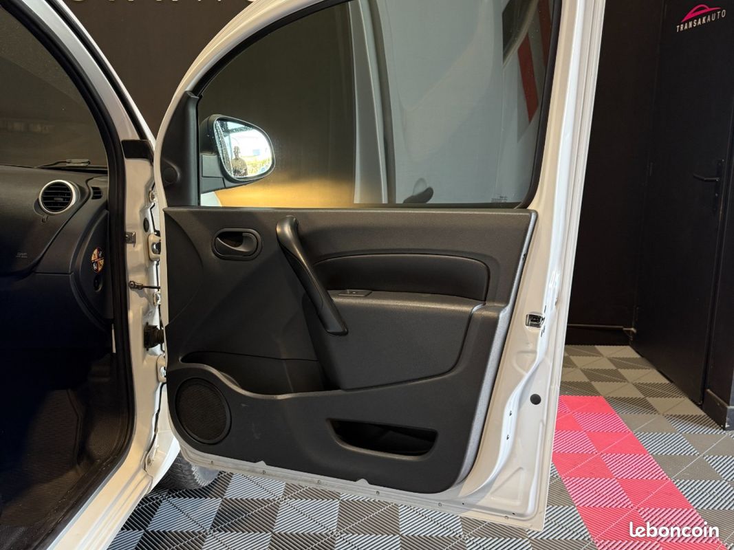 RENAULT KANGOO dCi 90 Energy Zen (image 20)