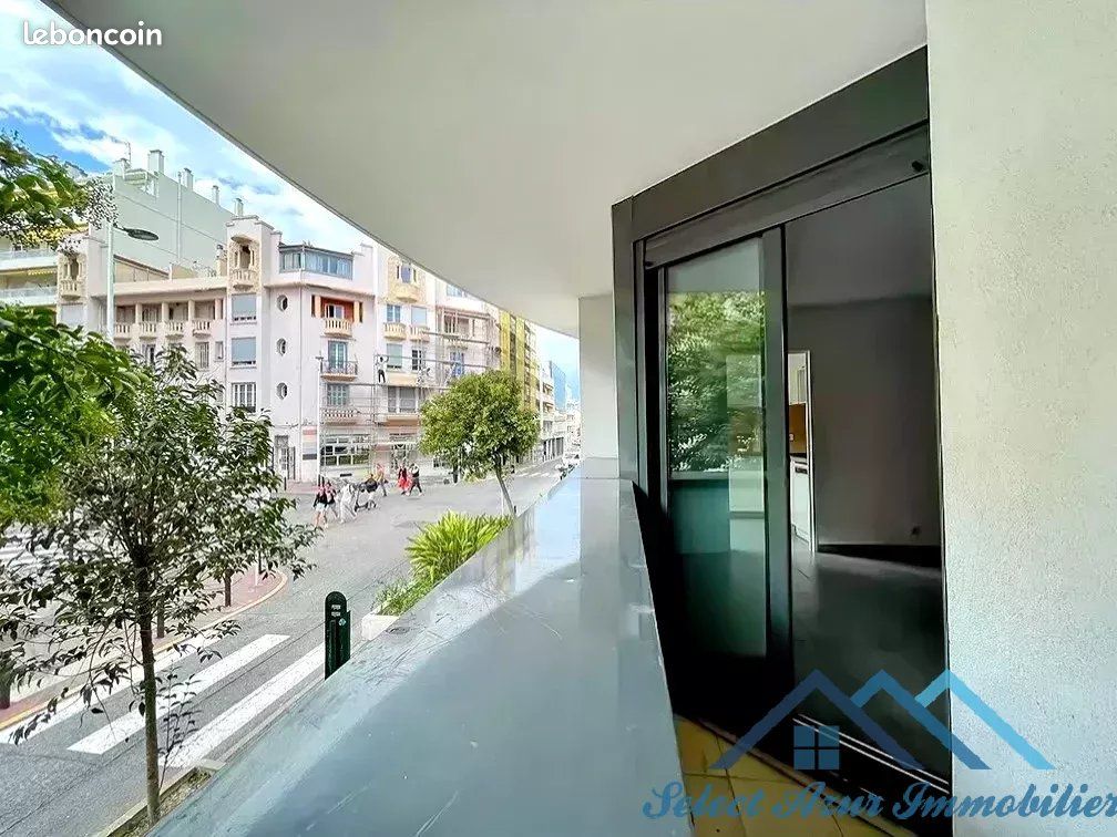 Appartement 3 pièces 70 m² · à Antibes · 70 m² · 370 000 €