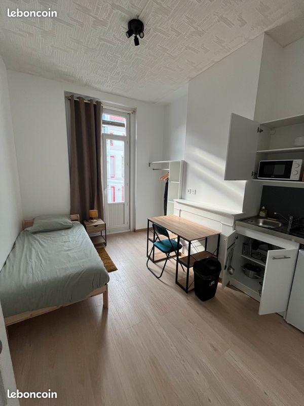 Appartement 1 pièce 15 m² · à Calais · 15 m² · 450 €
