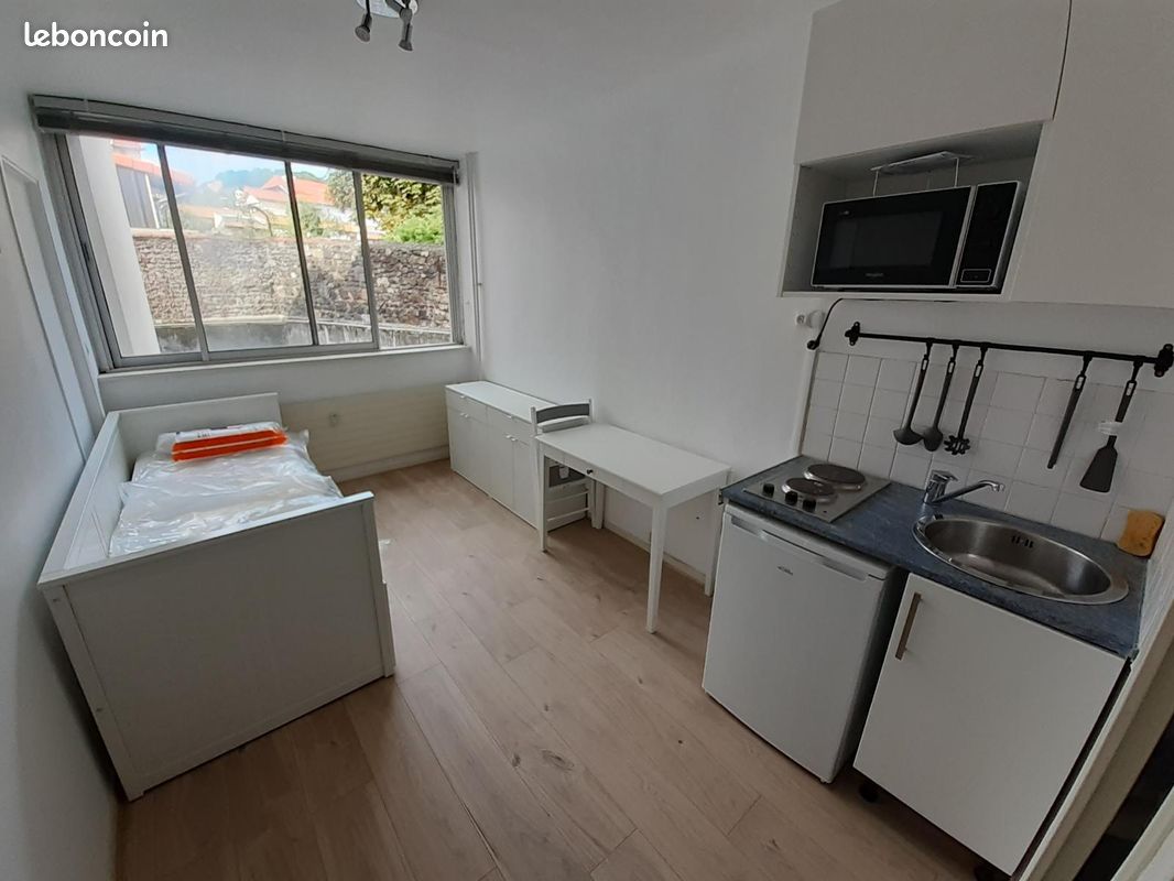 Appartement 1 pièce 13 m² · à Chamalières · 13 m² · 380 €/mois