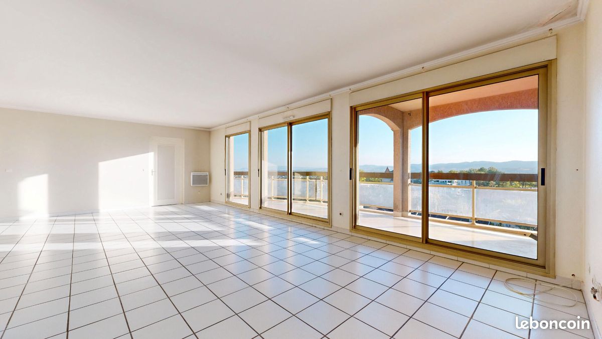 Appartement 5 pièces 143 m² · à Saint-Didier-au-Mont-d'Or · 143 m² · 720 000 €