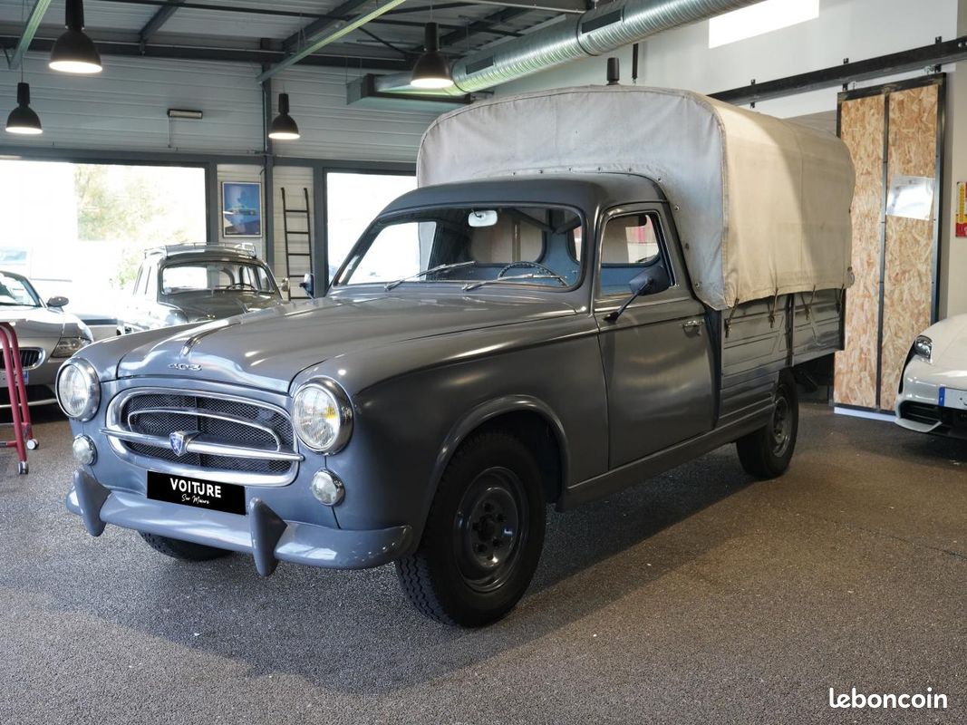 1958 Peugeot 403 Camionnette Bâchée [U8] in La maison de