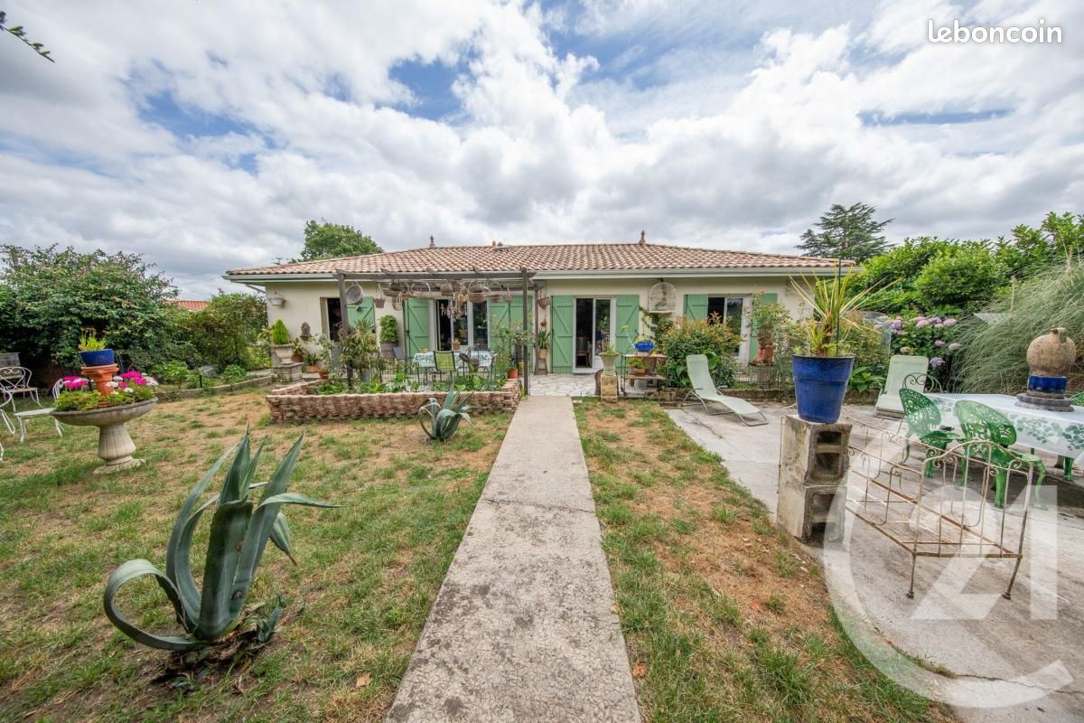Maison 4 pièces 79 m² · à Saint-Médard-en-Jalles · 79 m² · 373 000 €