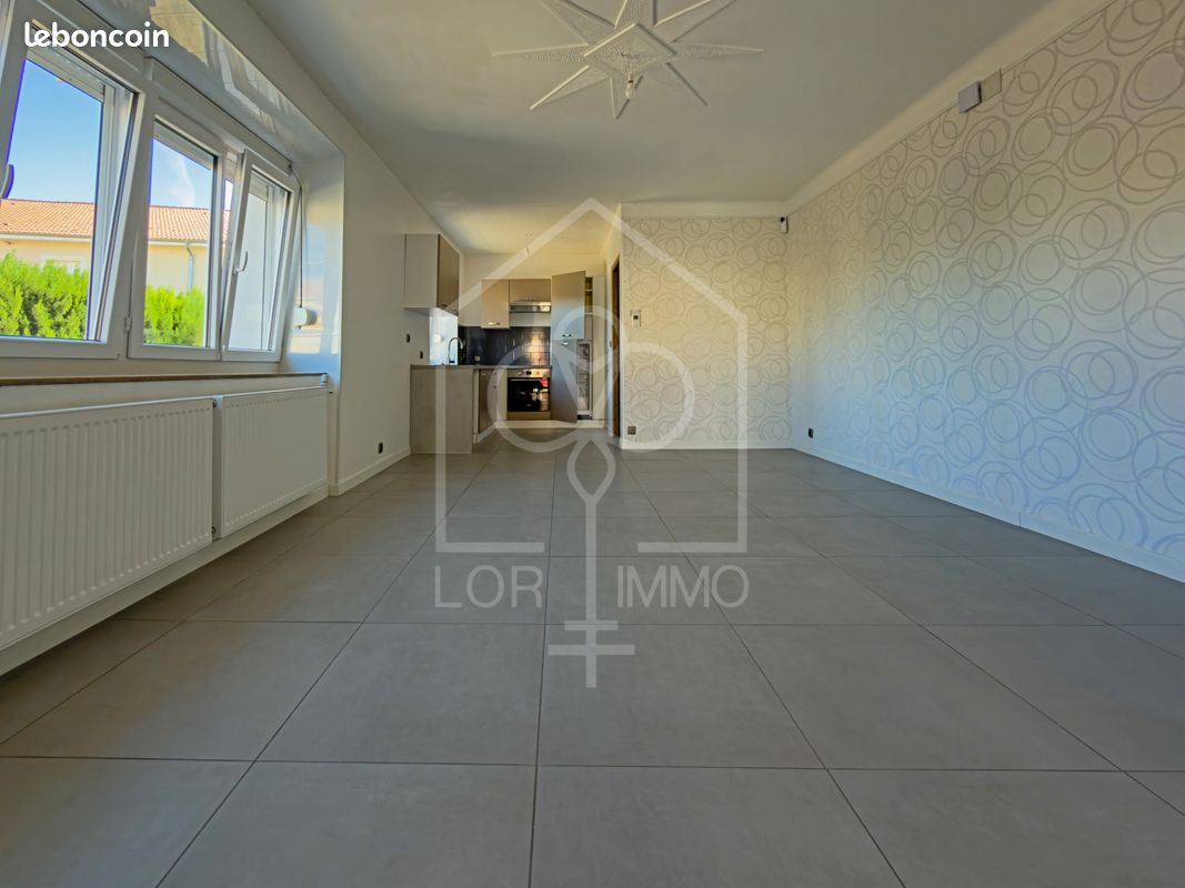 Maison 3 pièces 82 m² · à Vatimont · 82 m² · 890 €/mois