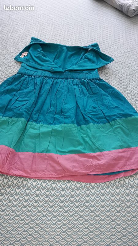 Robe à bretelle rose et verte taille 8 ans (image 1)