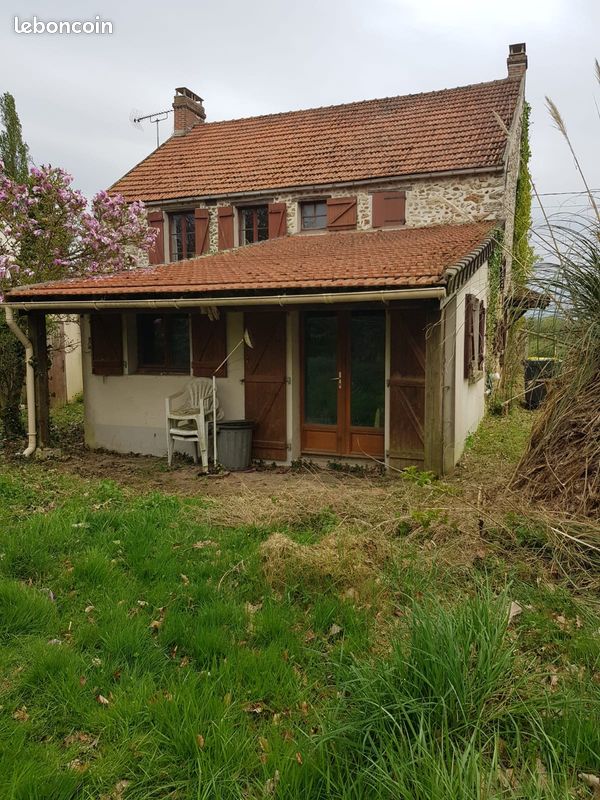 Maison 5 pièces 206 m² · à Guérard · 206,3 m² · 185 000 €