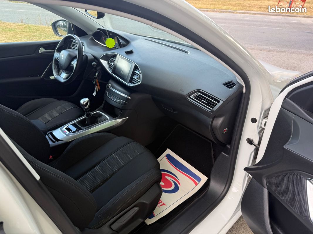 Peugeot 308 1.6 bluehdi 120 cv Allure (image 3)