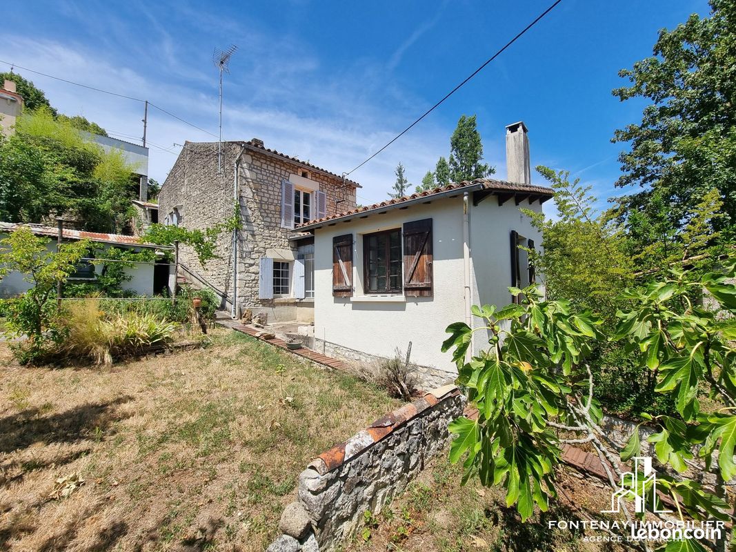 Maison 4 pièces 90 m² · à Fontenay-le-Comte · 90 m² · 102 750 €