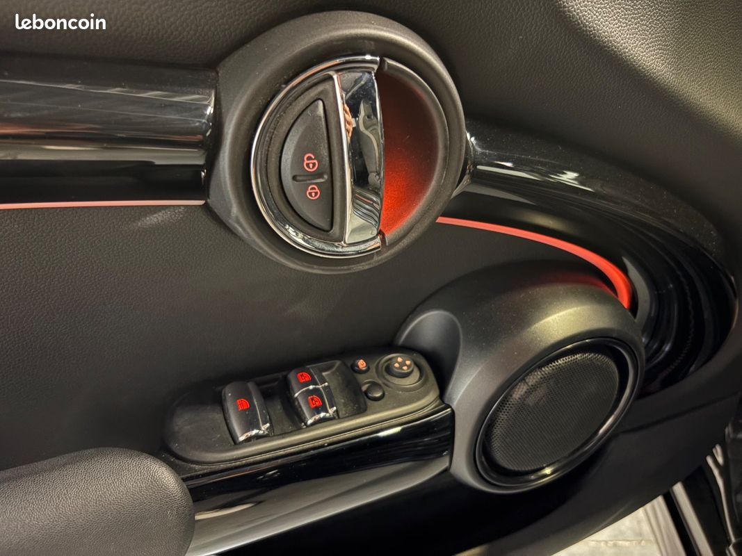 MINI Mini 3-pt. JCW 231cv CABRIOLET - BV SPORT AVEC PALETTES/SIÈGES CHAUFFANTS/HARMAN KARDON/APPLE CARPLAY (image 16)