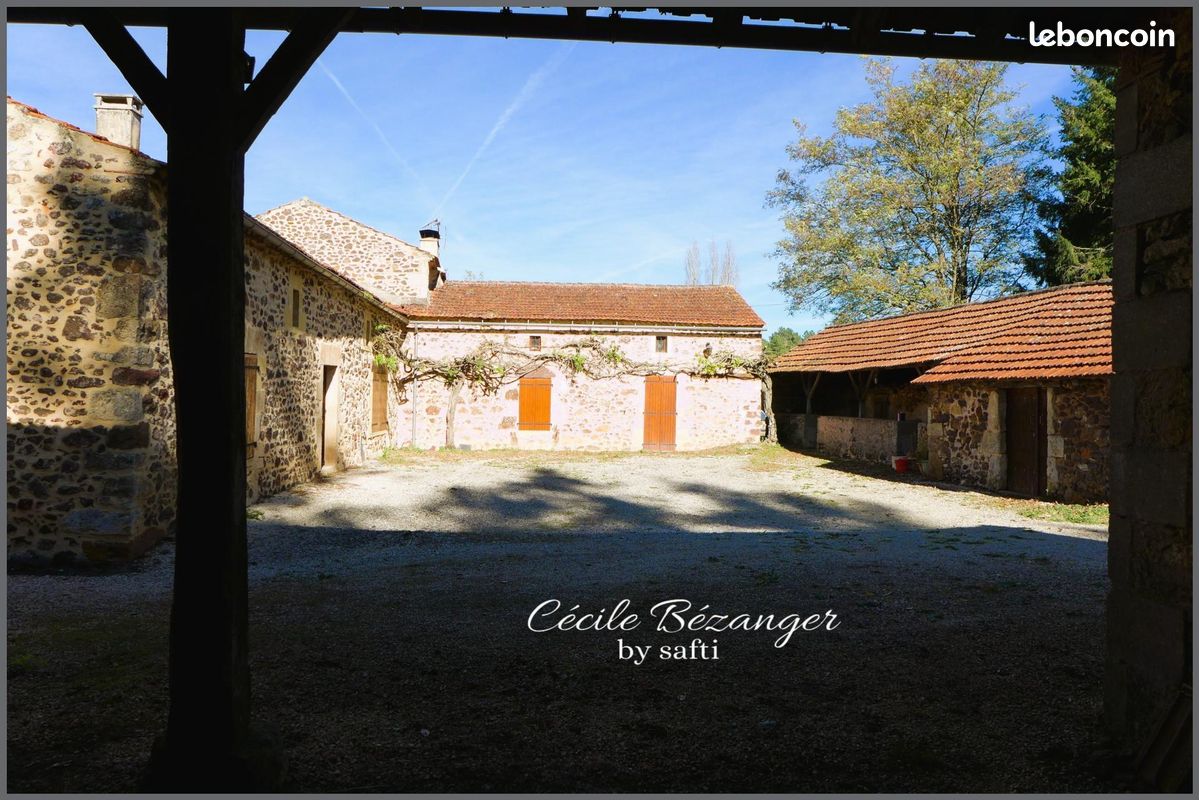 Propriété 4 pièces 161 m² - Mazeyrolles 24550 (image principale 1)