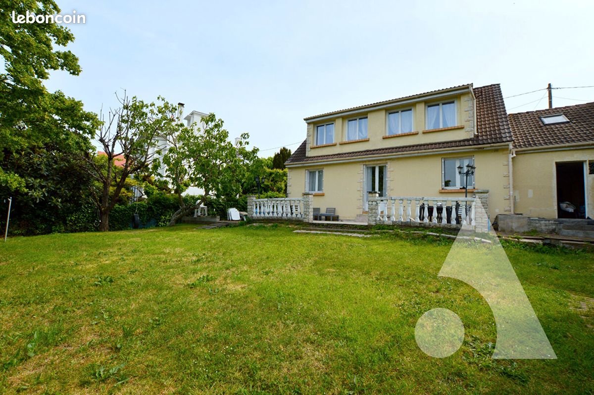 Maison 8 pièces 178 m² · à Montigny-lès-Cormeilles · 178 m² · 530 000 €
