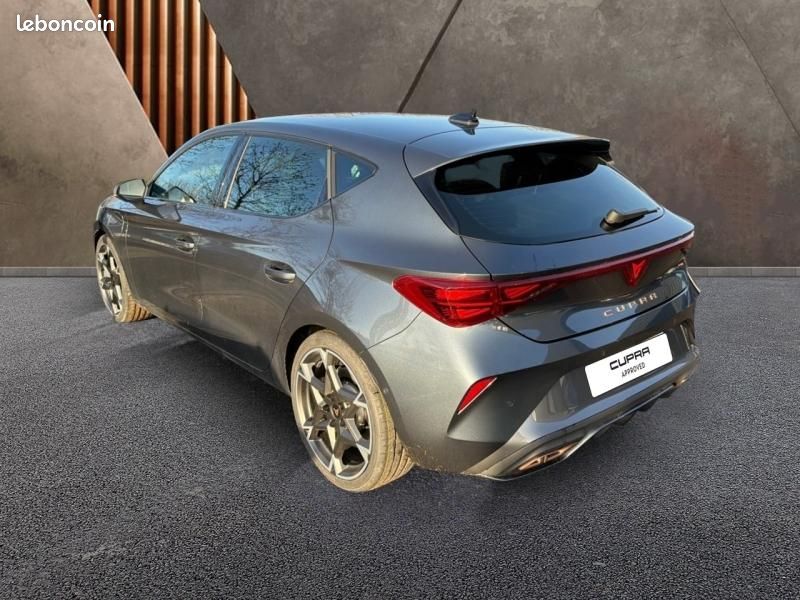 Cupra Leon 1.5 eHybrid 272ch VZ DSG6 (image 4)