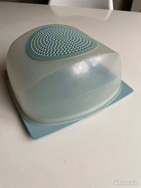 Tupperware (image 1)