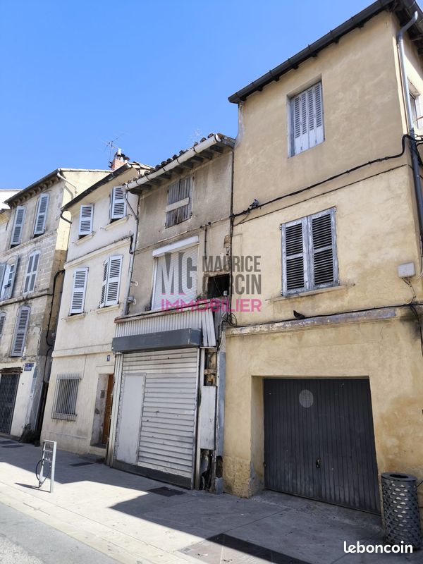 Immeuble 140 m² · à Avignon · 140 m² · 85 000 €