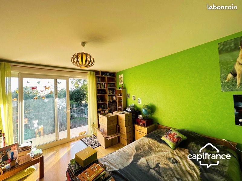 Maison 4 pièces 140 m² - Civray 86400 (image principale 13)