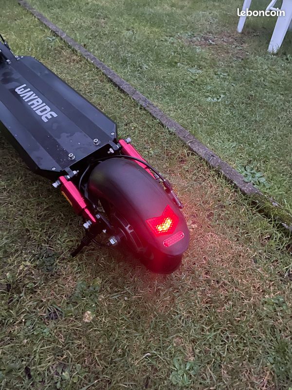 Trottinette Électrique 500W – Batterie 48V – Vitesse Max 40km/h – Roues 12 Pouces