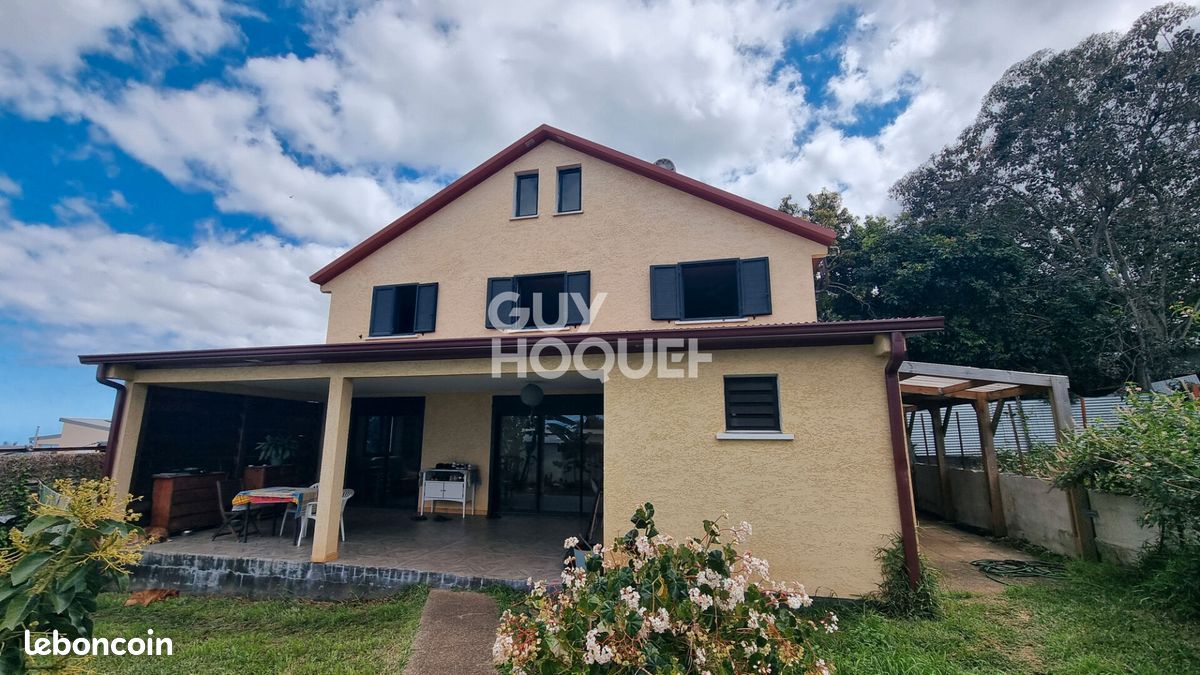 Maison 5 pièces 158 m² · au Tampon · 158 m² · 370 000 €
