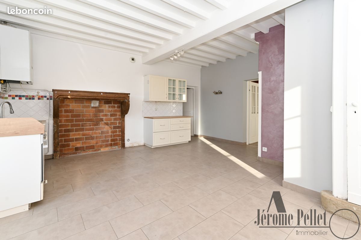 Maison 5 pièces 164 m² · à Ternay · 164 m² · 310 000 €