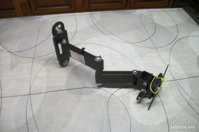 Support TV Xantron Pour Camping-car/caravane – Inclinable, 20kg, VESA 75-200