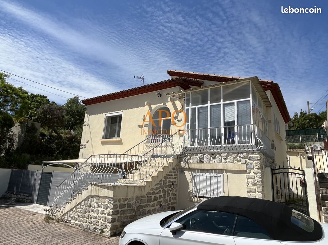 Maison 12 pièces 257 m² · à Marseille · 257 m² · 572 000 €
