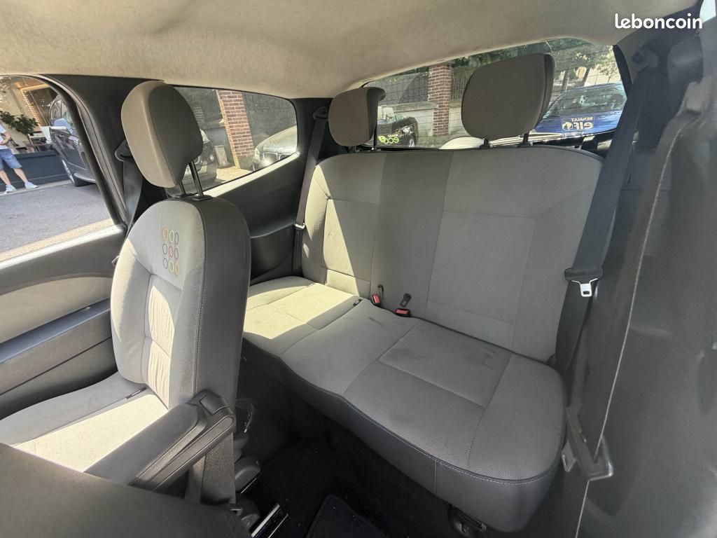 RENAULT TWINGO 1.5 dCi 85CH Euro 5 Authentique / Clim / Jantes alu / (image 11)