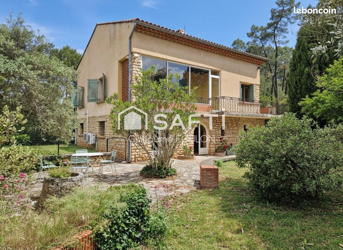 Maison 7 pièces 170 m² · à Roussillon · 170 m² · 438 000 €
