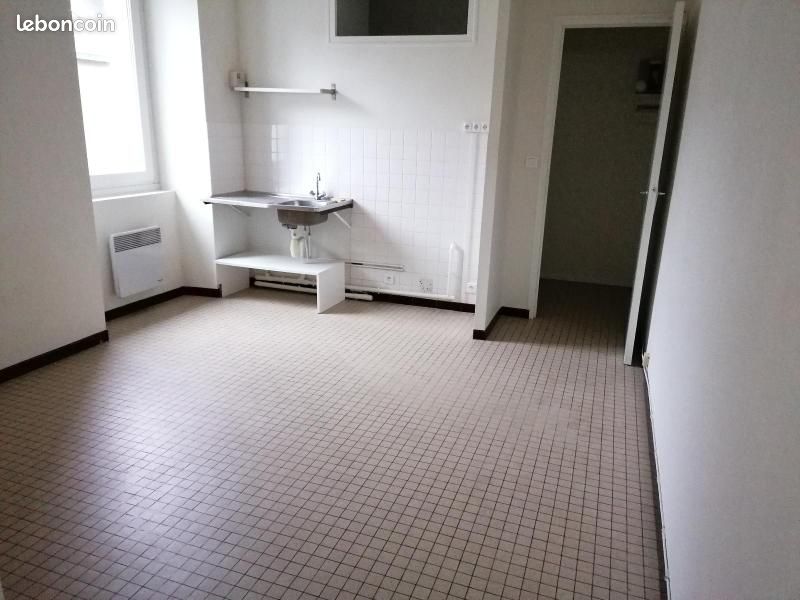 Appartement 1 pièce 27 m² · à Nantes · 27 m² · 453 €