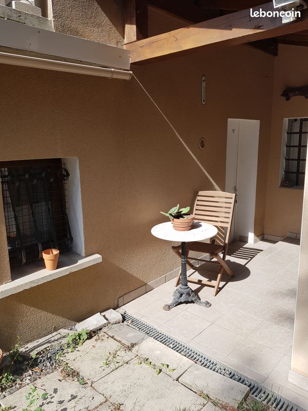 Appartement 1 pièce 19 m² · à Oullins-Pierre-Bénite · 19 m² · 450 €