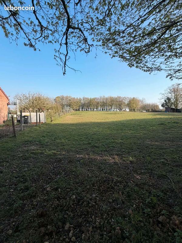 À vendre terrain à bâtir à Monchy-au-Bois · 58 000 €
