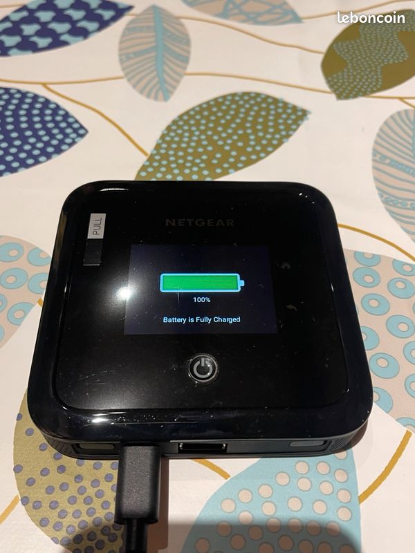 NETGEAR MR5200 Routeur Mobile 5G WiFi 6
