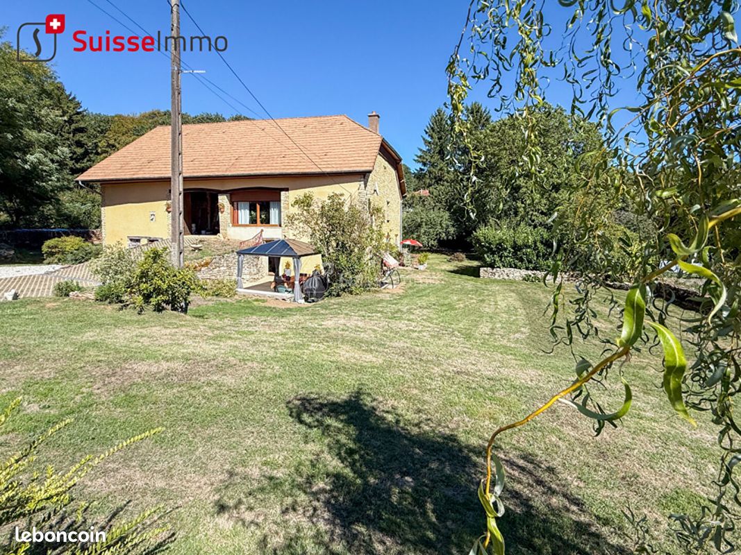 Maison 5 pièces 168 m² · à Fontaine-lès-Clerval · 168 m² · 299 000 €