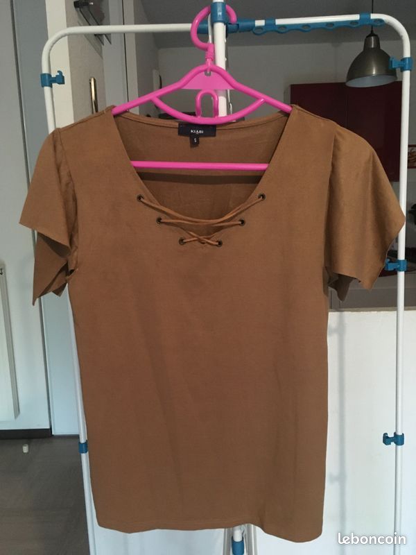 Haut style daim taille S/ 36 (image 1)