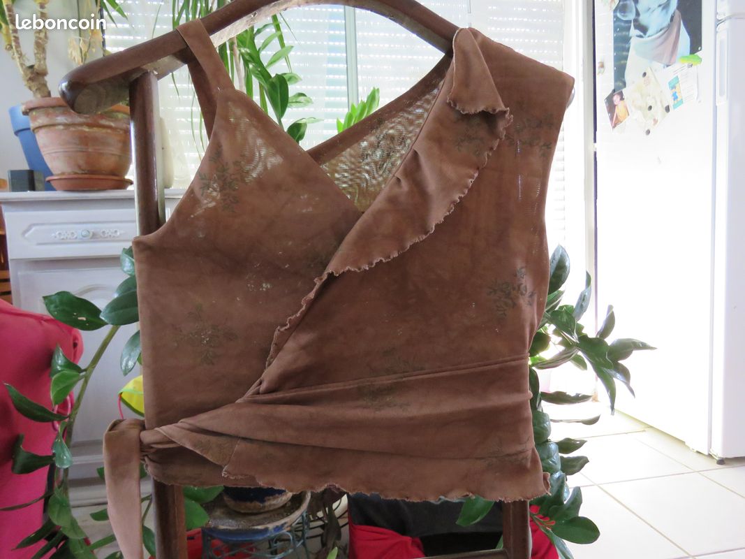 Top court taille 36-38 (image 1)