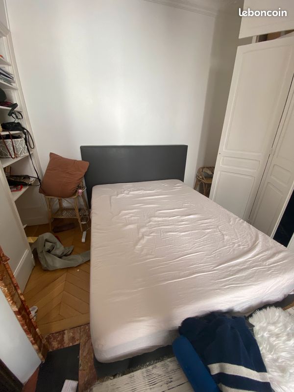 Vend lit avec tete de lit en cuir état neuf (image 1)